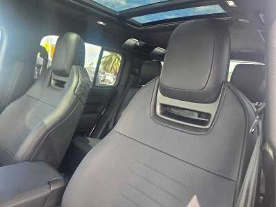 2025 Land Rover Defender OCTA Edition One 110 P635