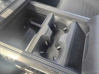 2025 Land Rover Defender OCTA Edition One 110 P635