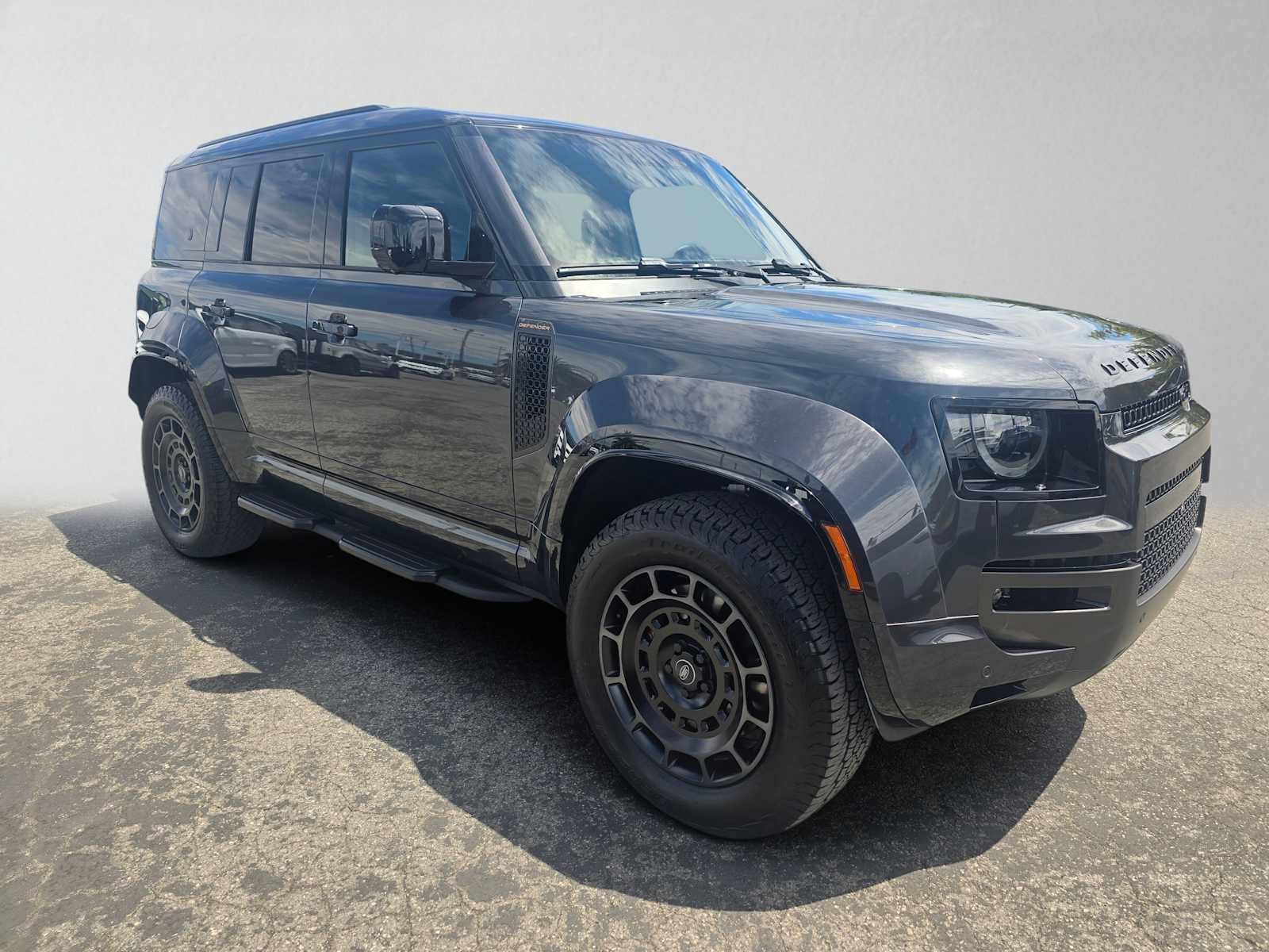 2025 Land Rover Defender OCTA Edition One 110 P635