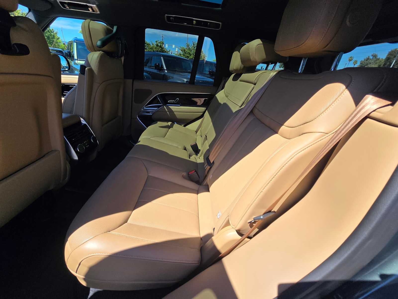 2023 Land Rover Range Rover SE