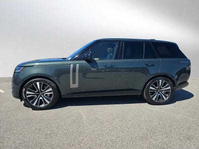 2023 Land Rover Range Rover SE