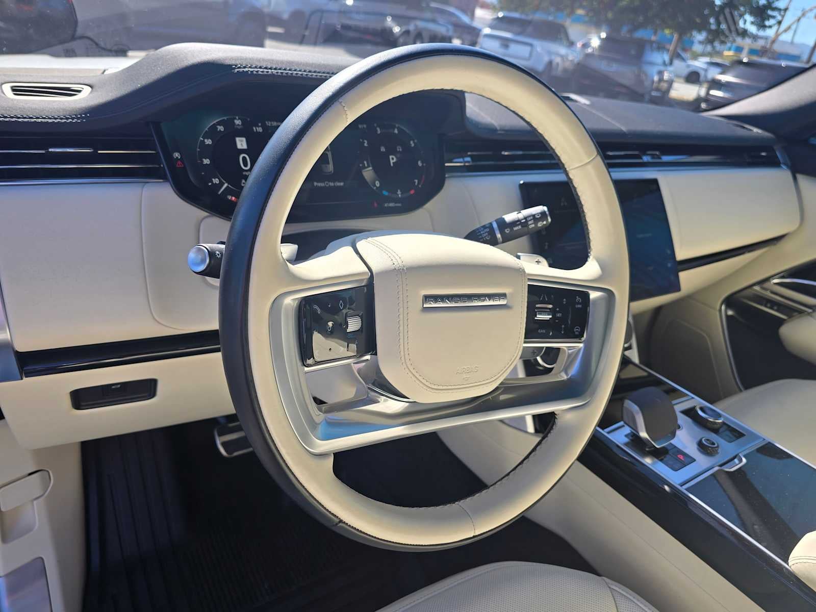 2023 Land Rover Range Rover SE