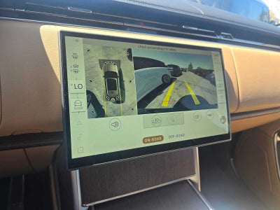 2025 Land Rover Range Rover SE
