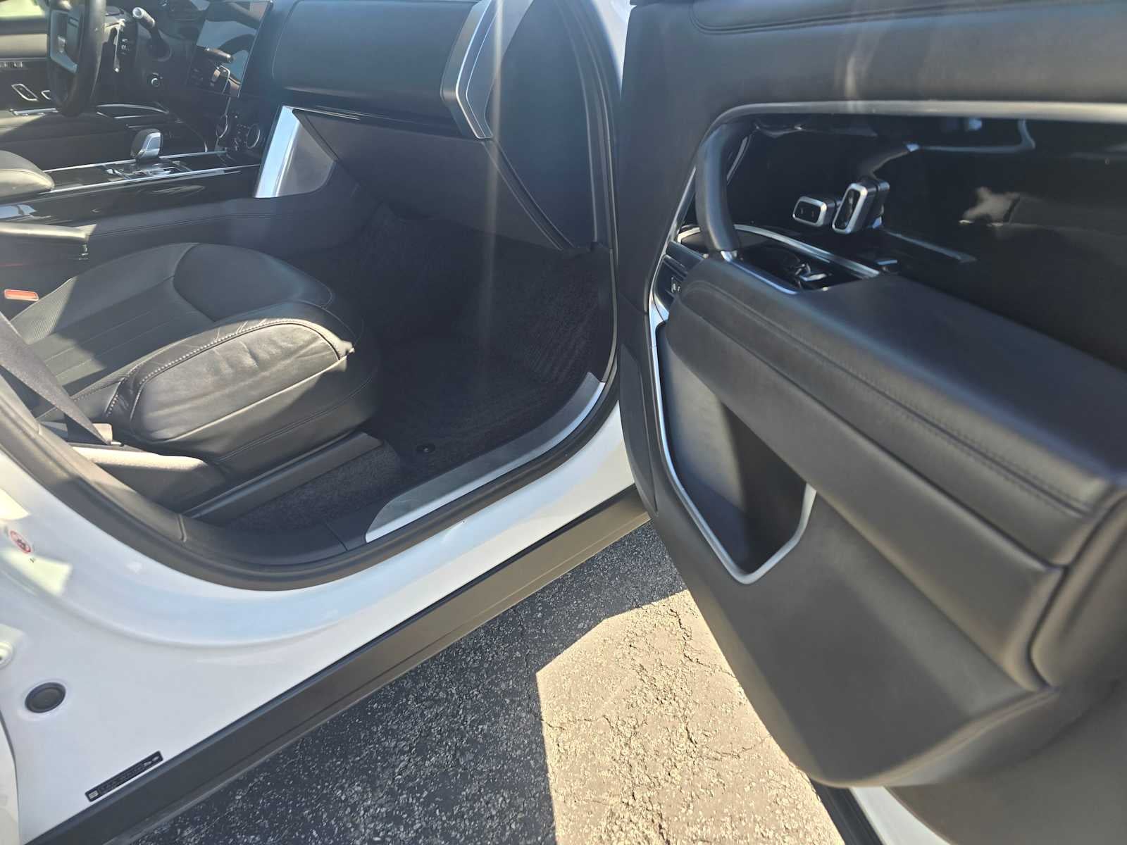 2022 Land Rover Range Rover SE