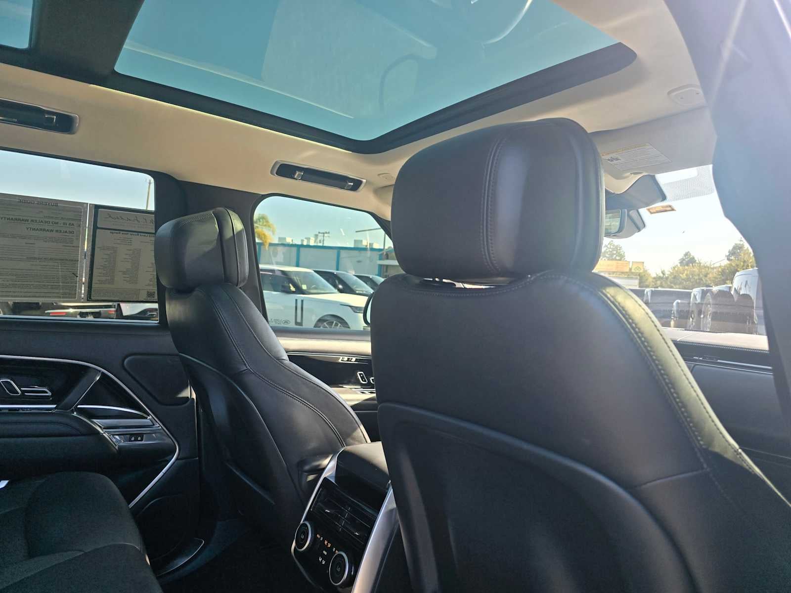 2022 Land Rover Range Rover SE