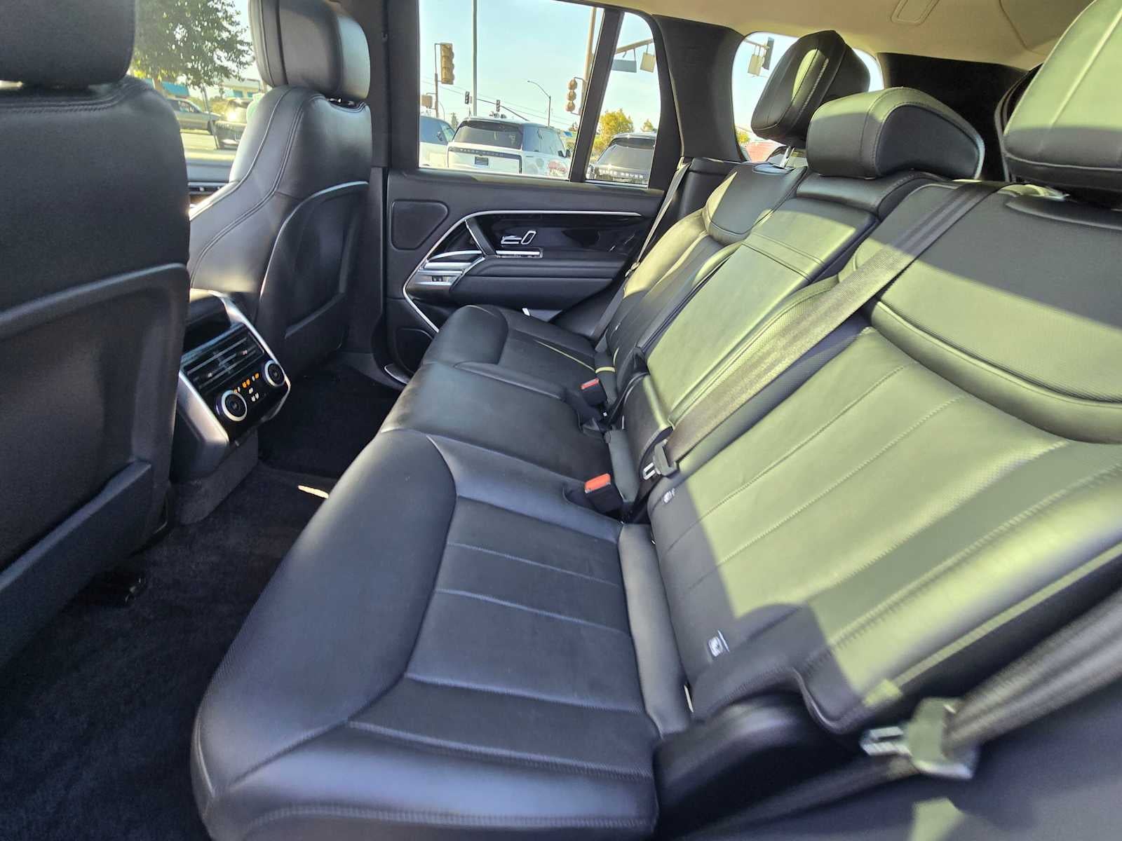 2022 Land Rover Range Rover SE