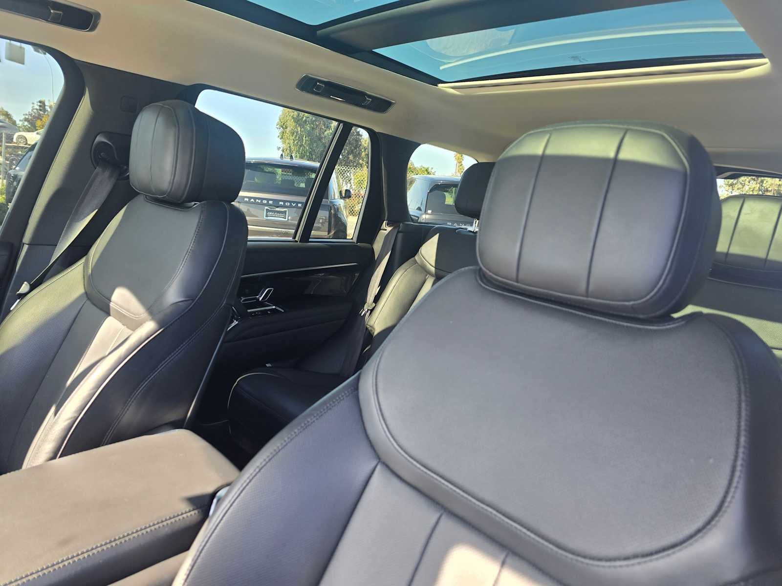 2022 Land Rover Range Rover SE