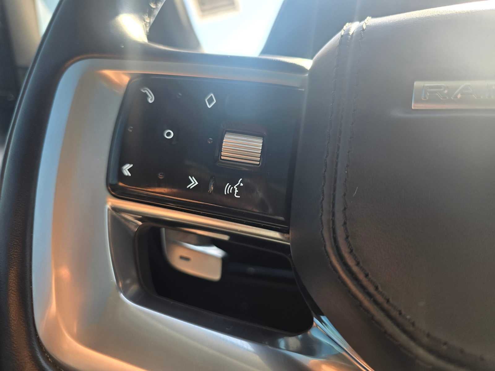 2022 Land Rover Range Rover SE