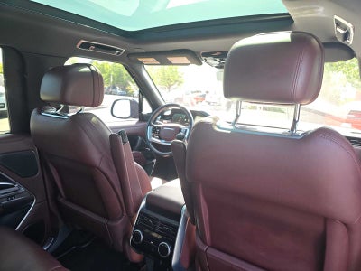 2023 Land Rover Range Rover SE