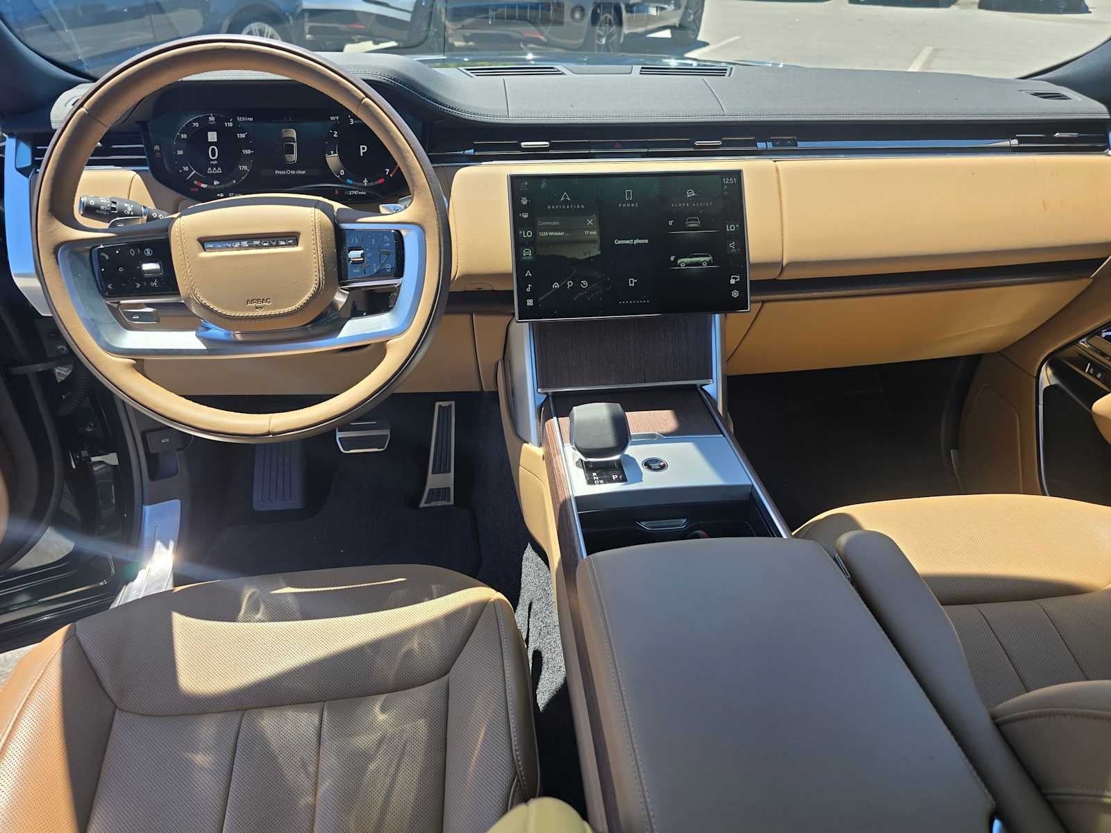 2025 Land Rover Range Rover SE