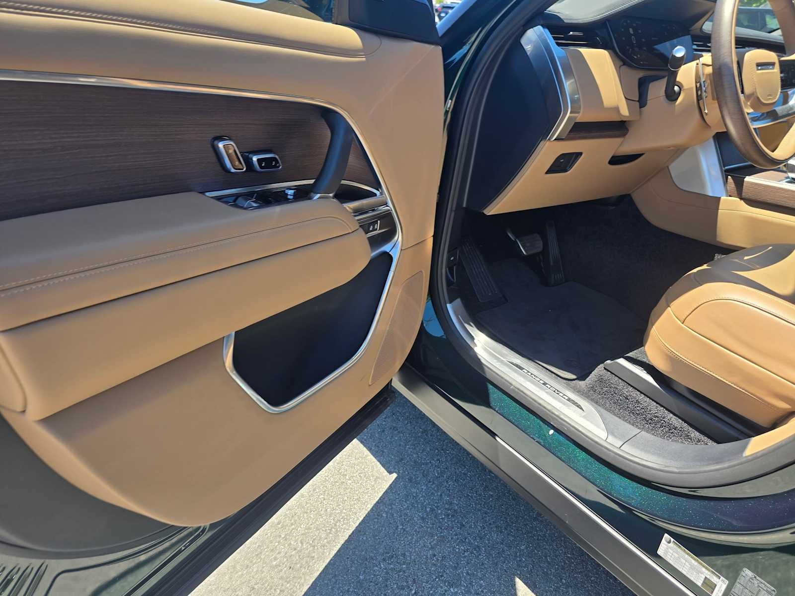 2025 Land Rover Range Rover SE