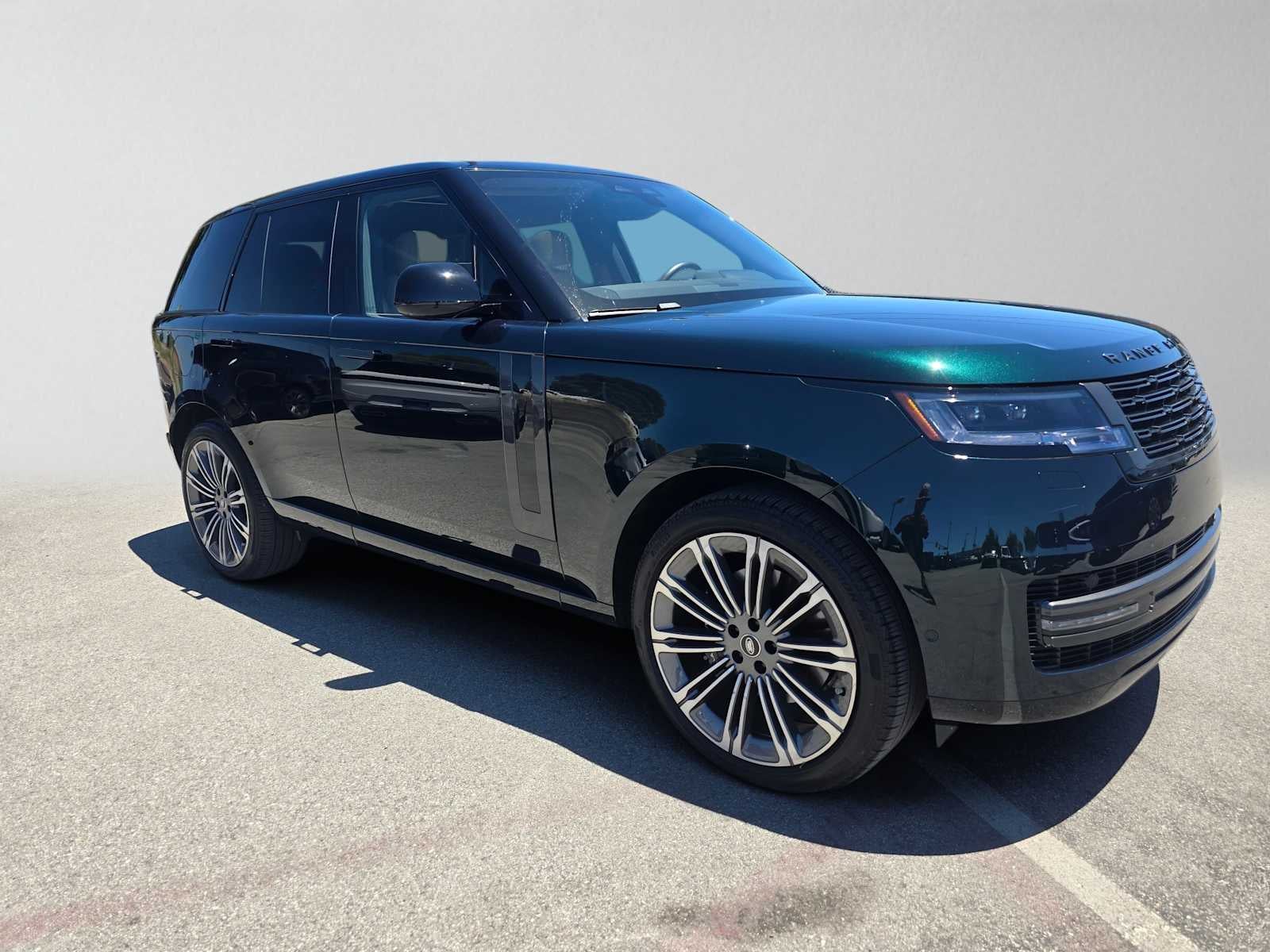 2025 Land Rover Range Rover SE
