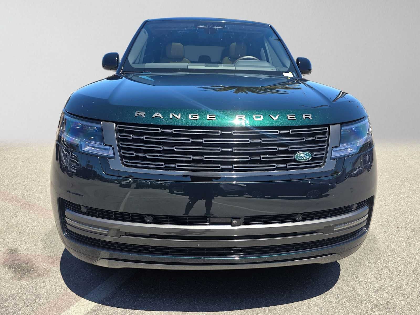 2025 Land Rover Range Rover SE