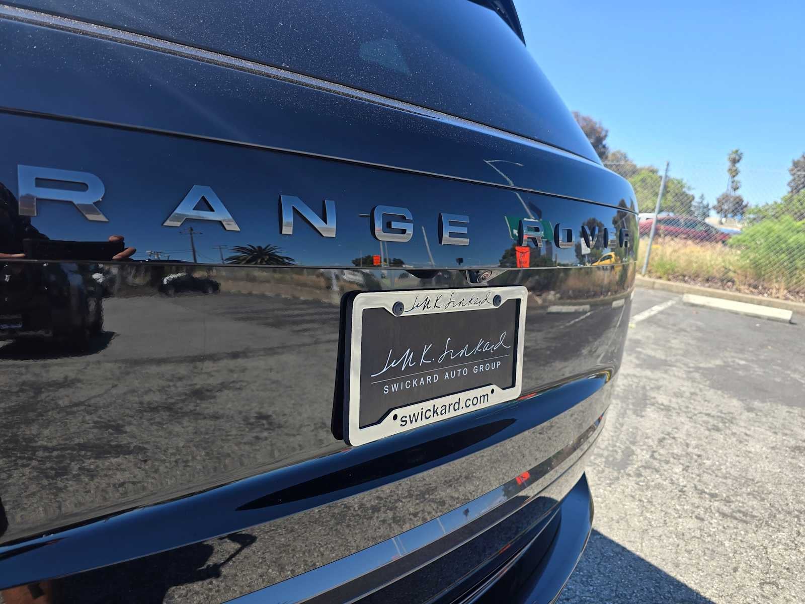 2025 Land Rover Range Rover SE