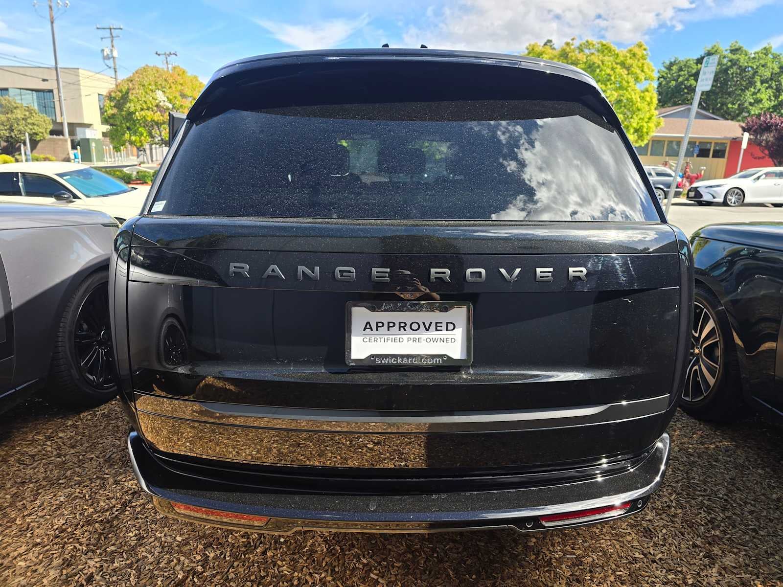 2025 Land Rover Range Rover SE