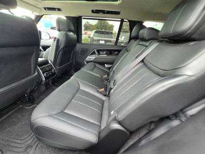 2026 Land Rover Range Rover SE