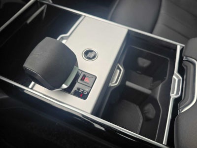 2026 Land Rover Range Rover SE
