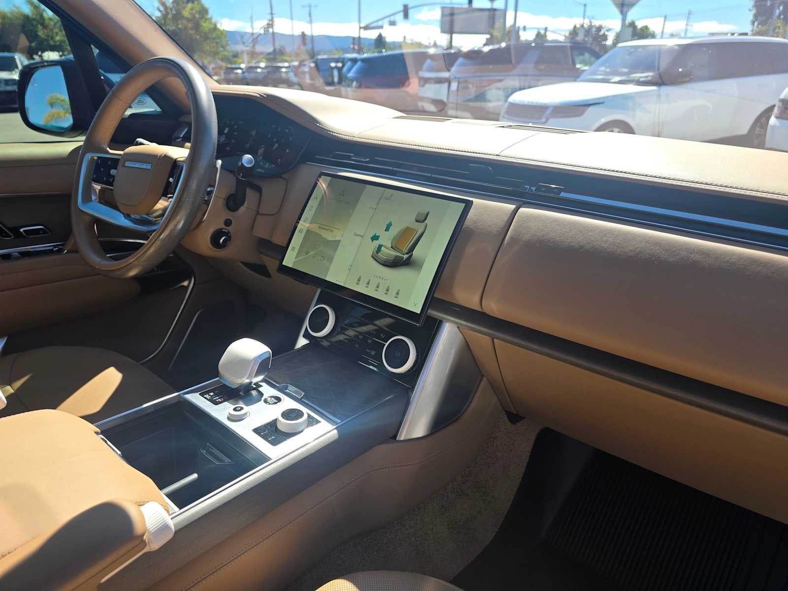 2023 Land Rover Range Rover SV