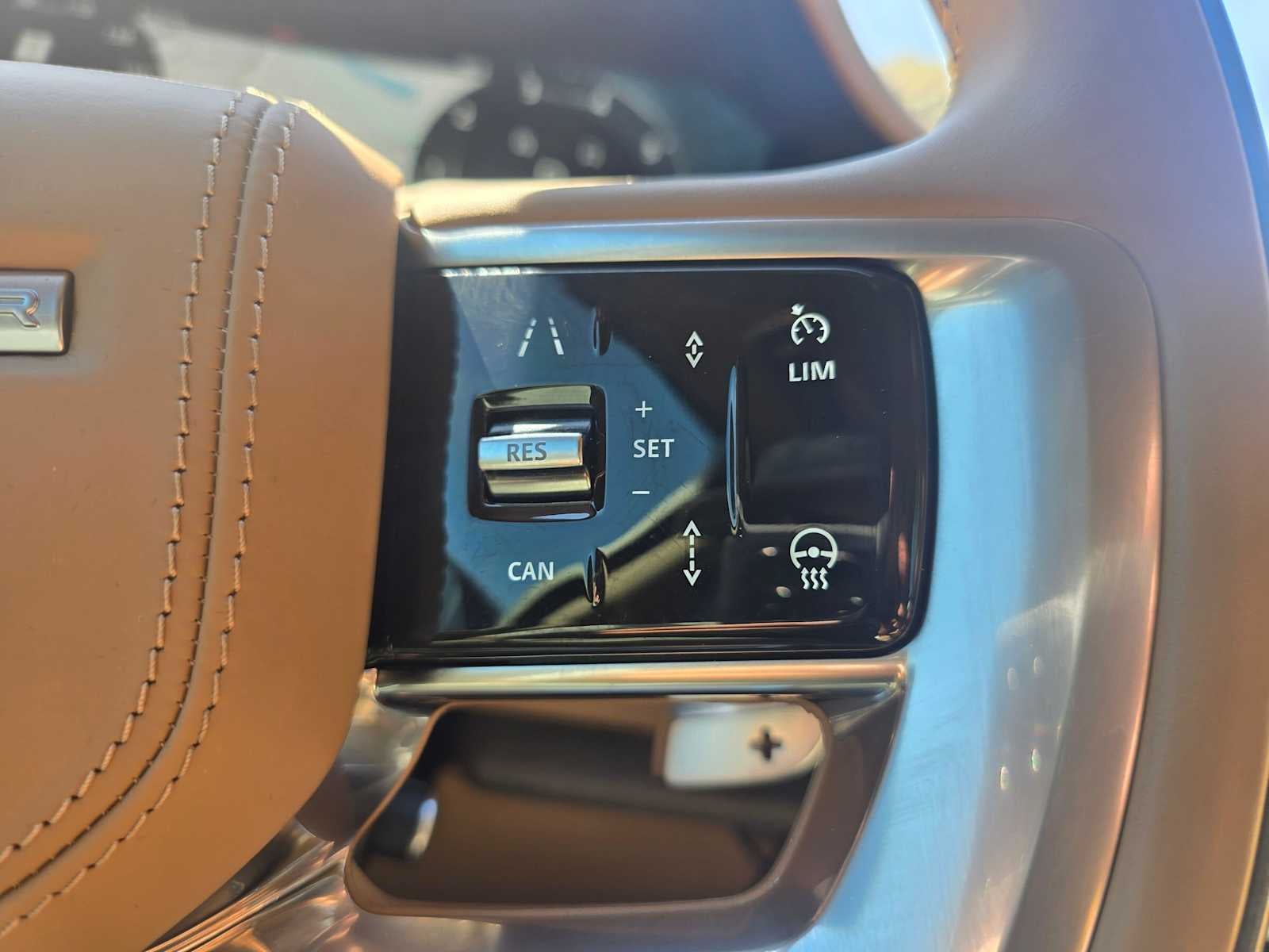 2023 Land Rover Range Rover SV