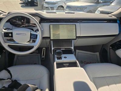 2025 Land Rover Range Rover SV