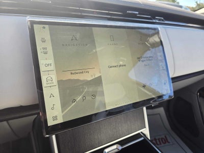 2025 Land Rover Range Rover SV