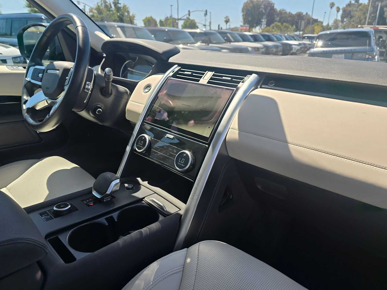 2023 Land Rover Discovery S