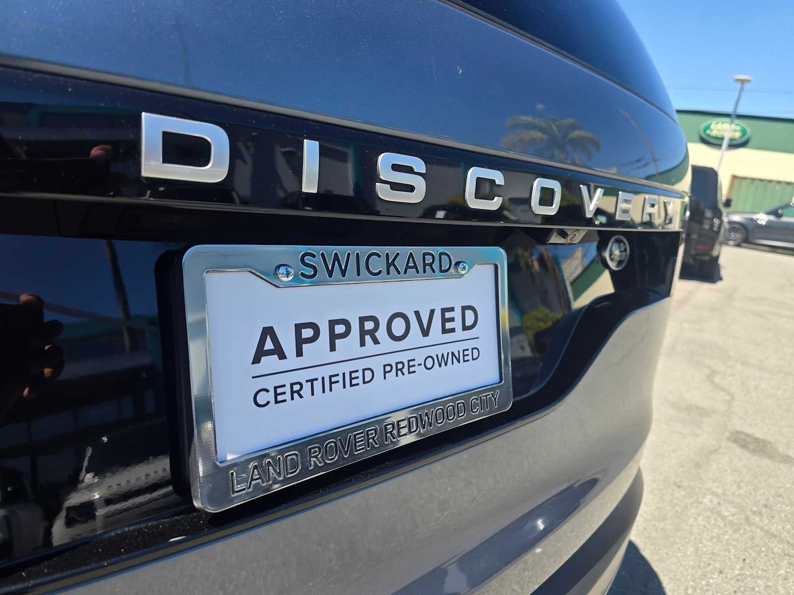 2023 Land Rover Discovery S