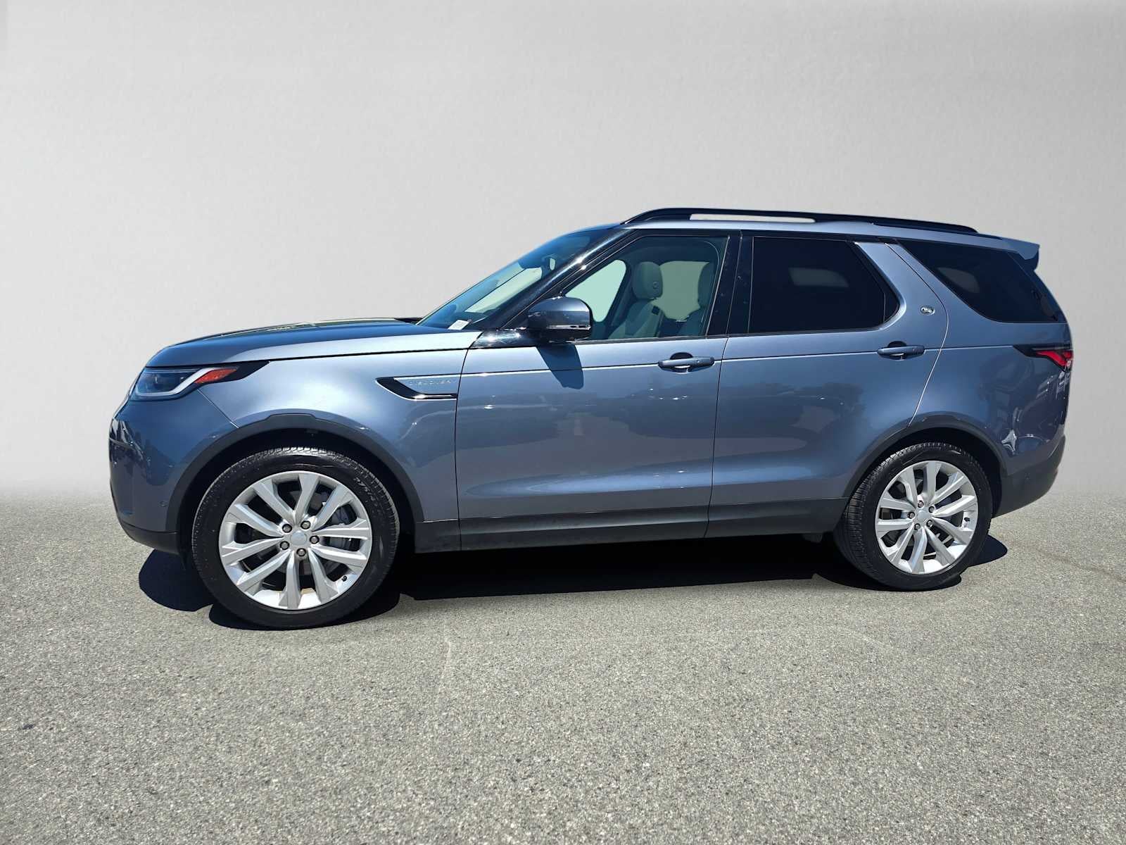 2023 Land Rover Discovery S