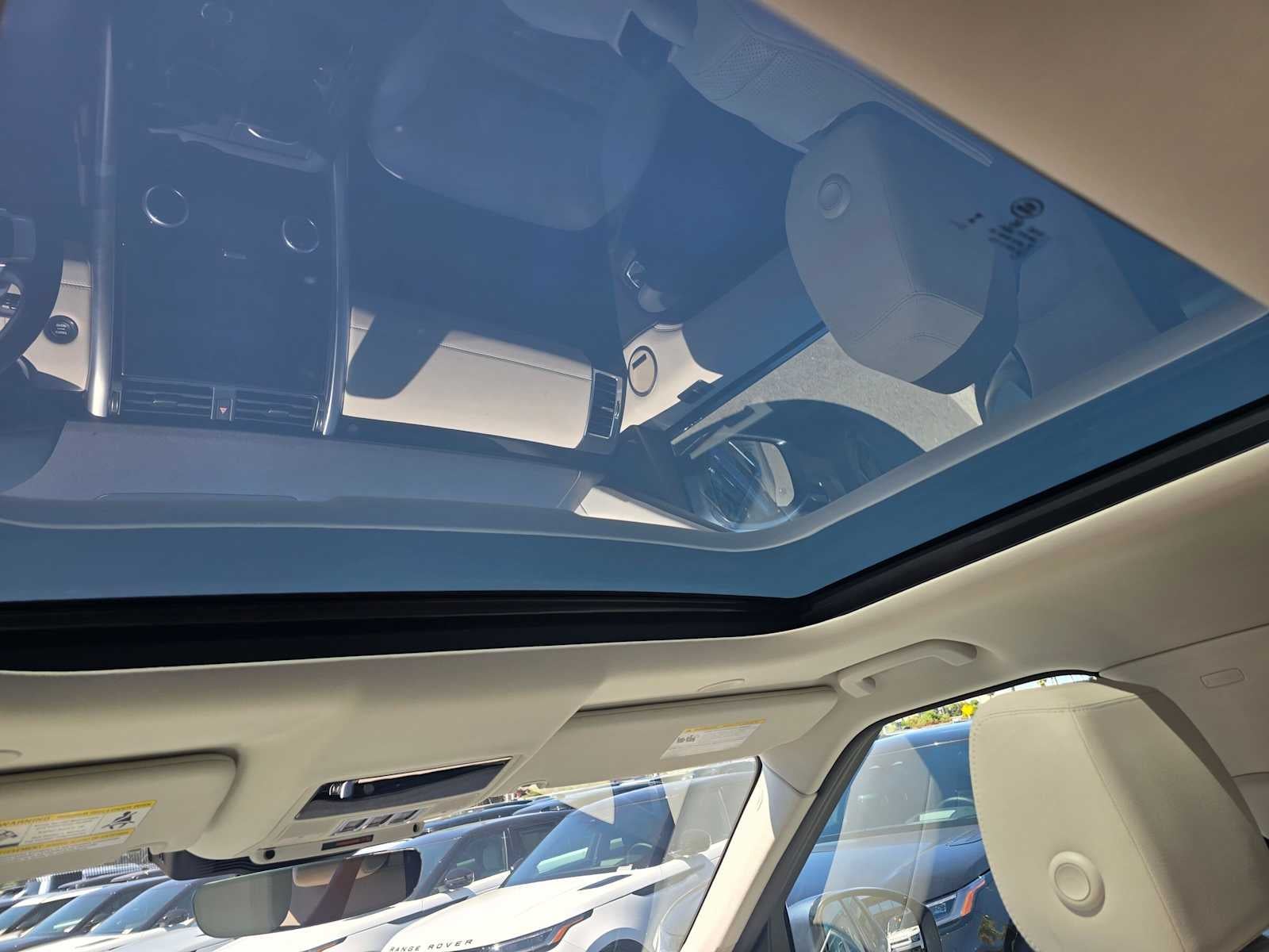 2023 Land Rover Discovery S