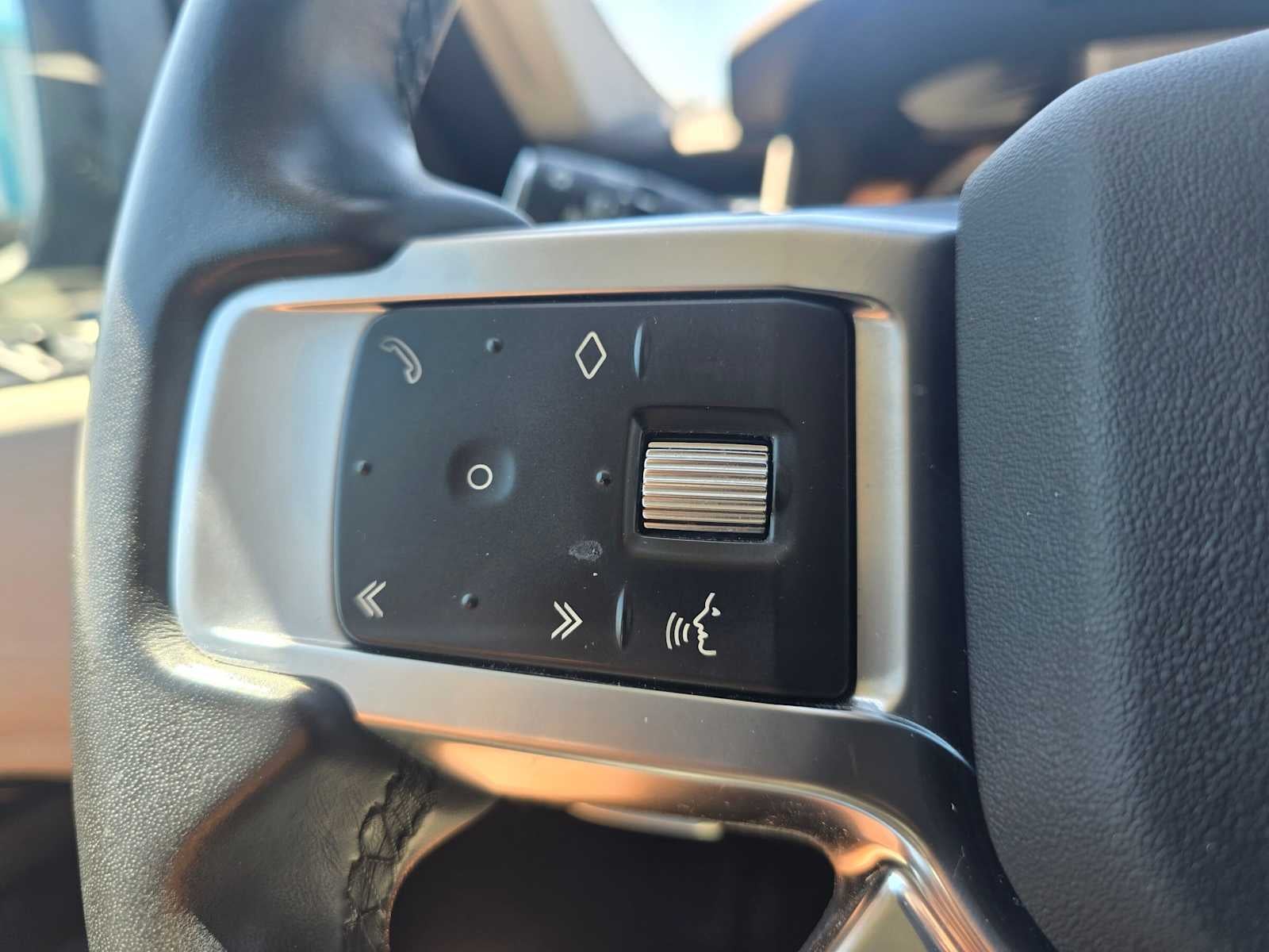 2023 Land Rover Discovery S