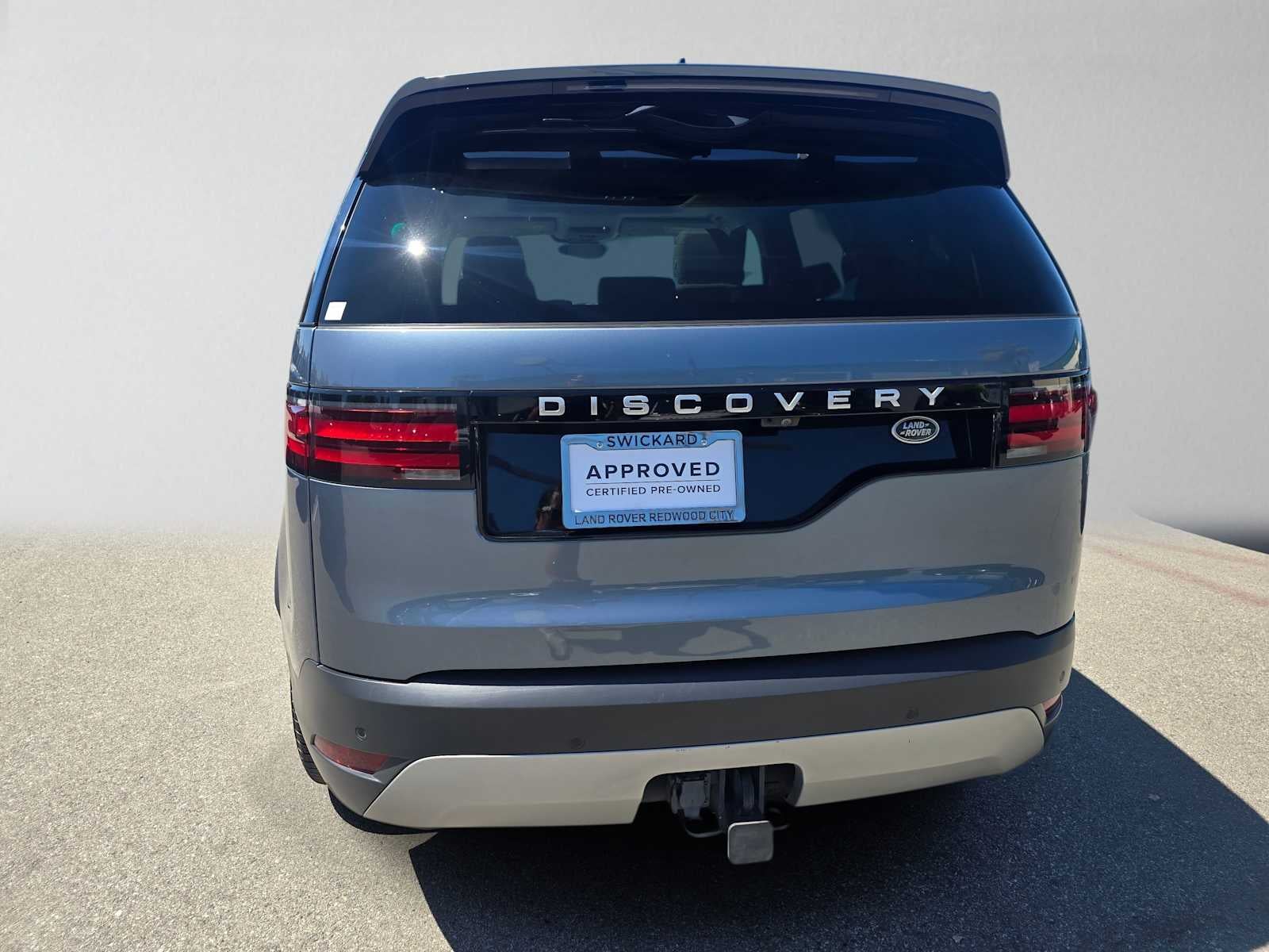 2023 Land Rover Discovery S