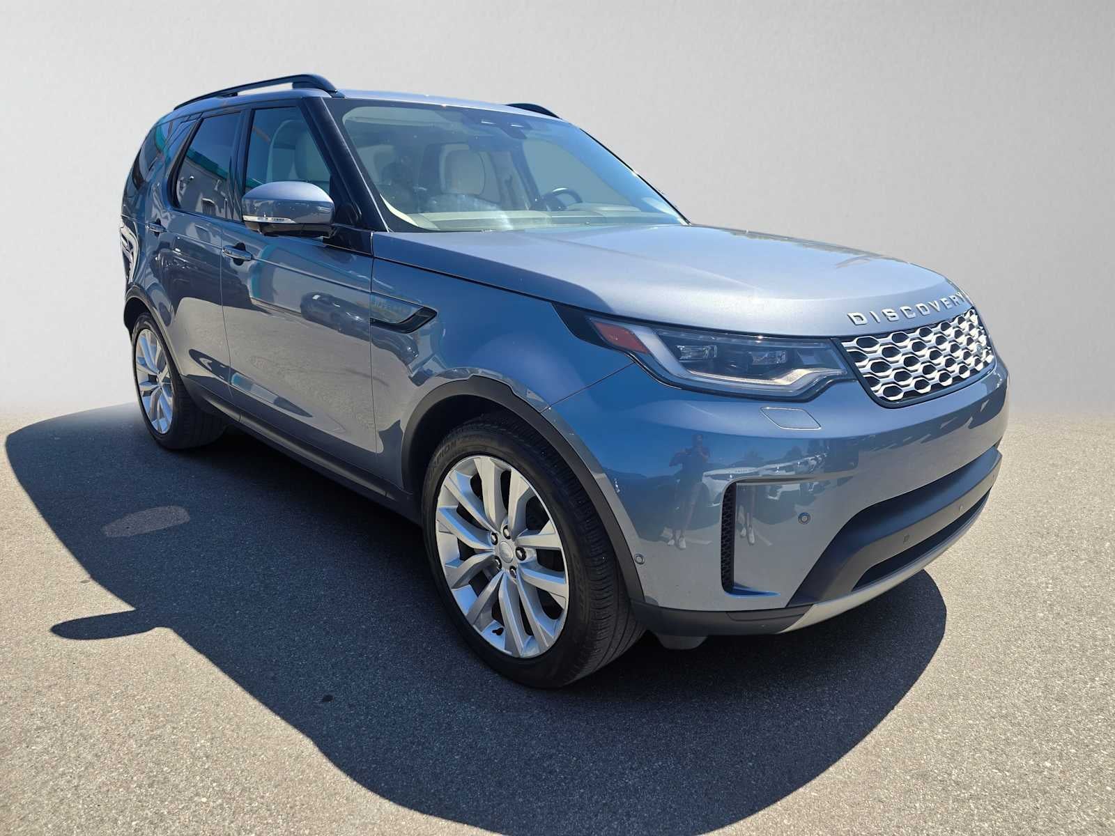 2023 Land Rover Discovery S