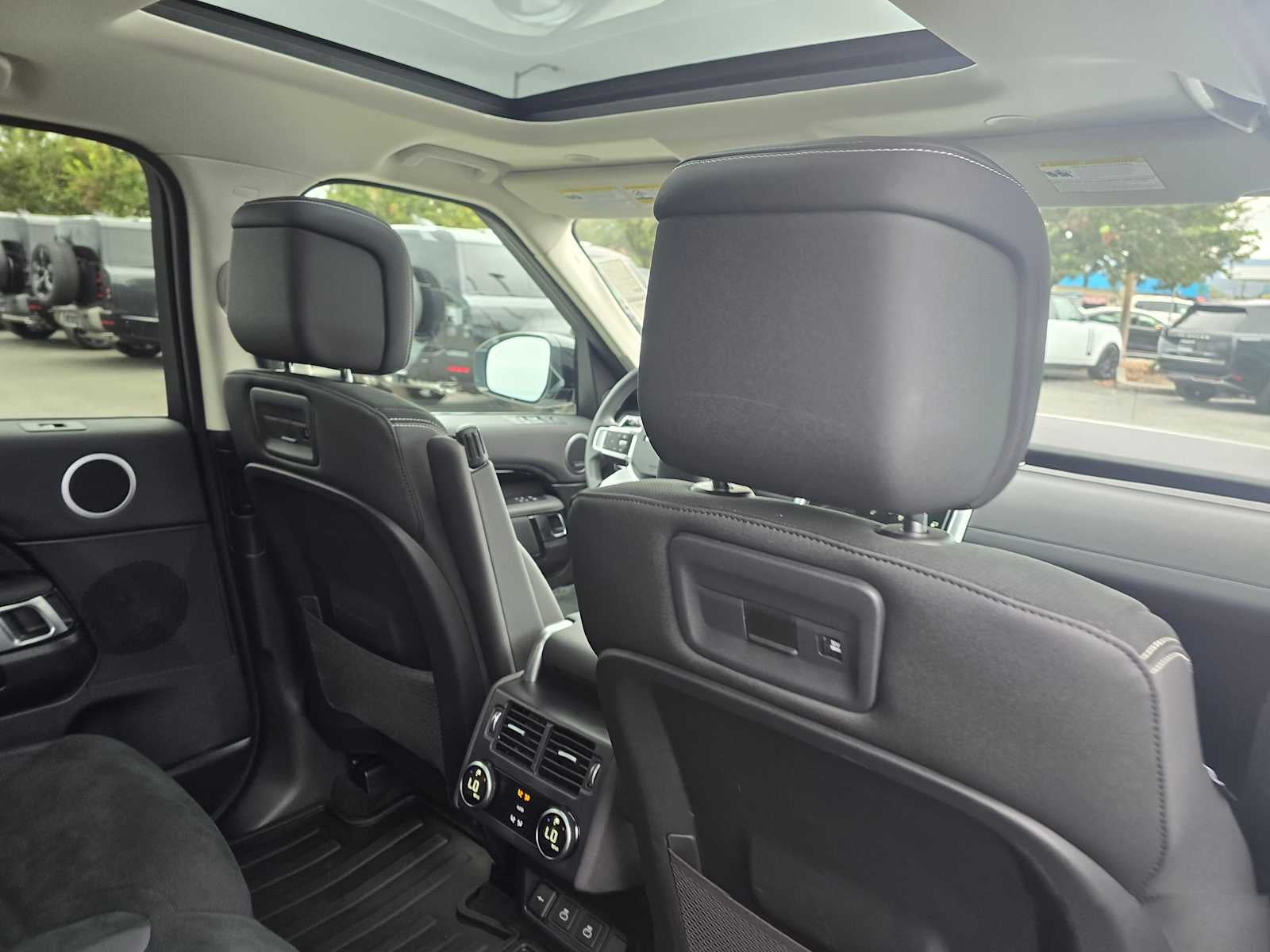 2024 Land Rover Discovery S