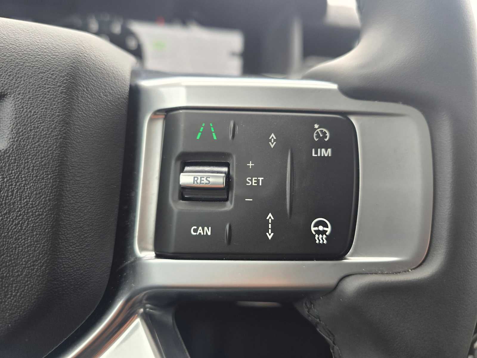 2024 Land Rover Discovery S