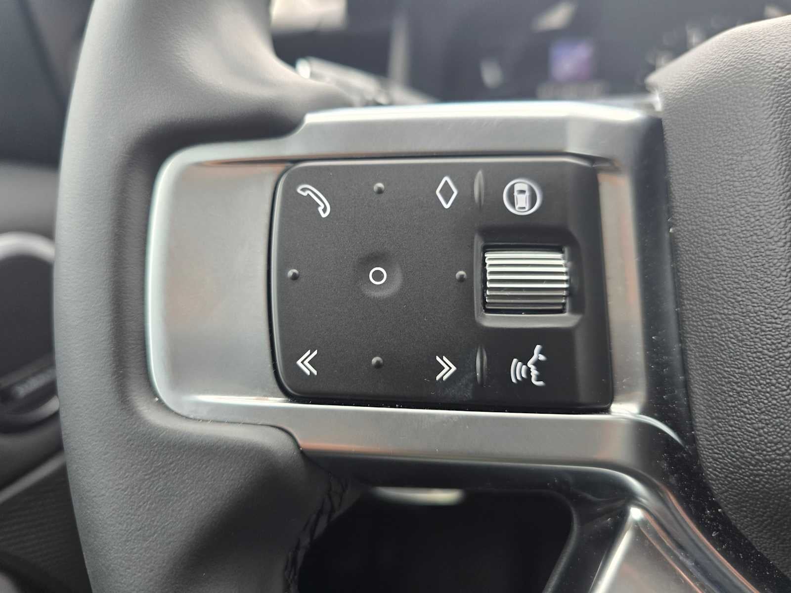 2024 Land Rover Discovery S