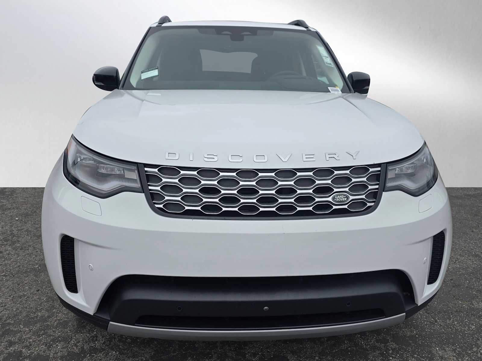 2024 Land Rover Discovery S