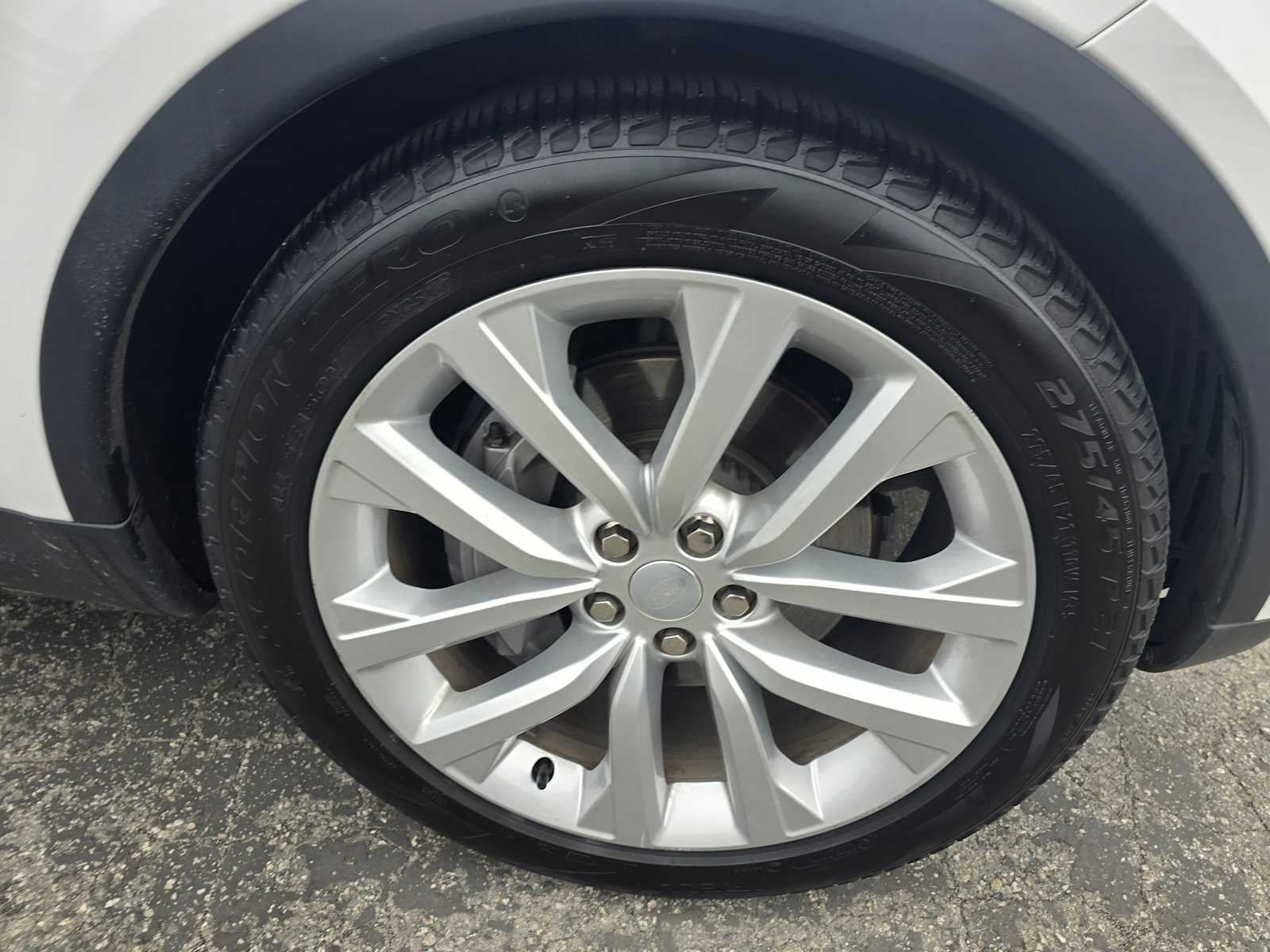 2024 Land Rover Discovery S