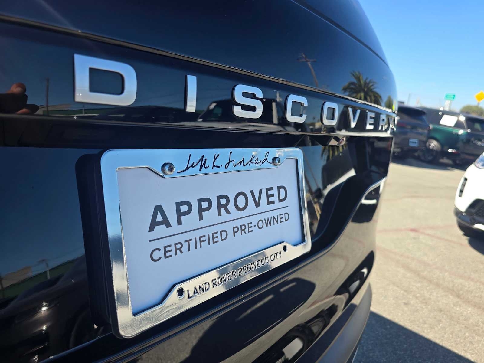 2025 Land Rover Discovery S