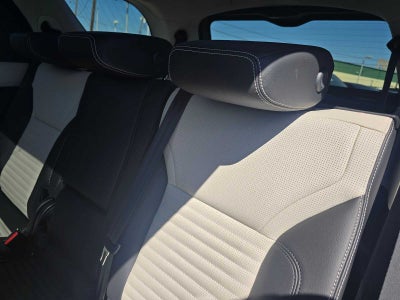 2025 Land Rover Discovery S