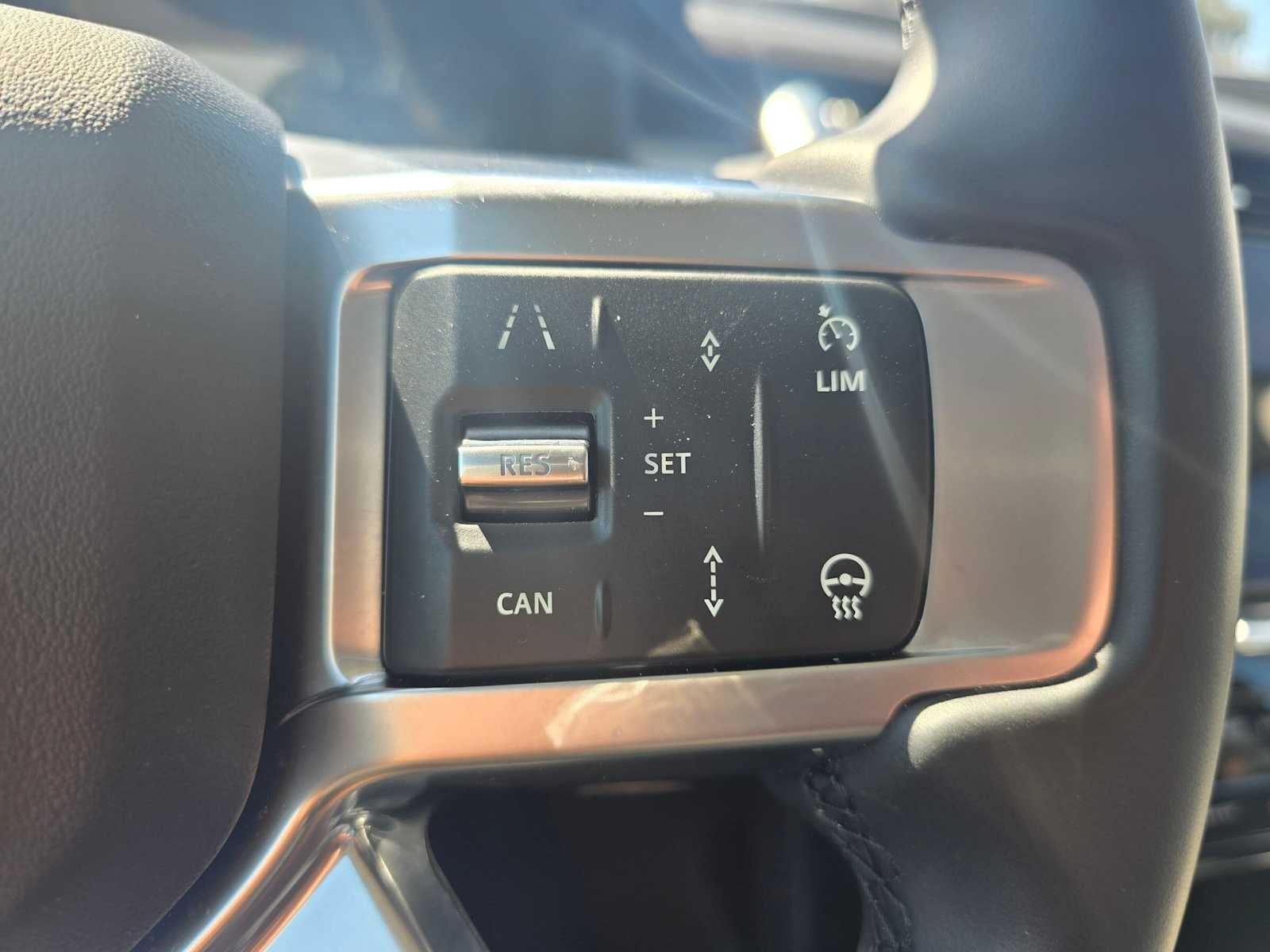 2025 Land Rover Discovery S