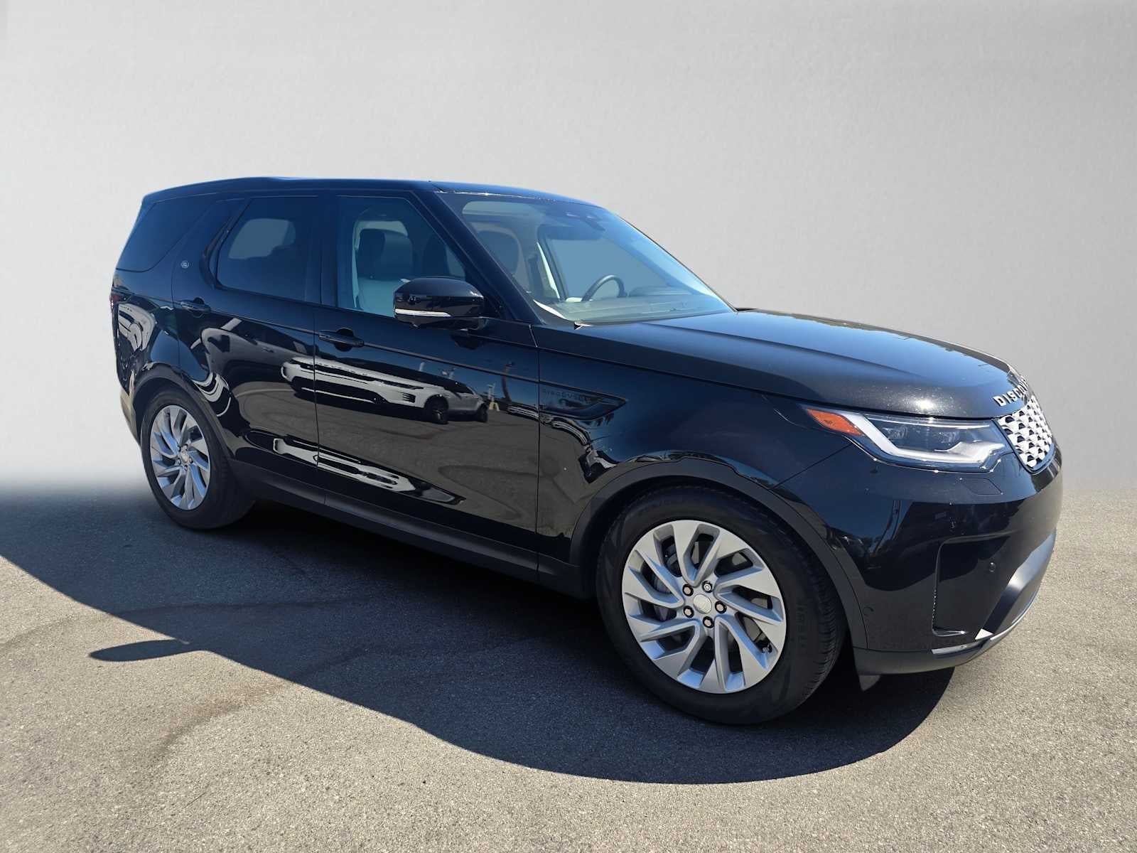 2025 Land Rover Discovery S