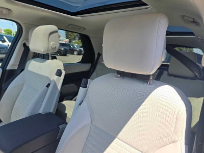 2025 Land Rover Discovery S