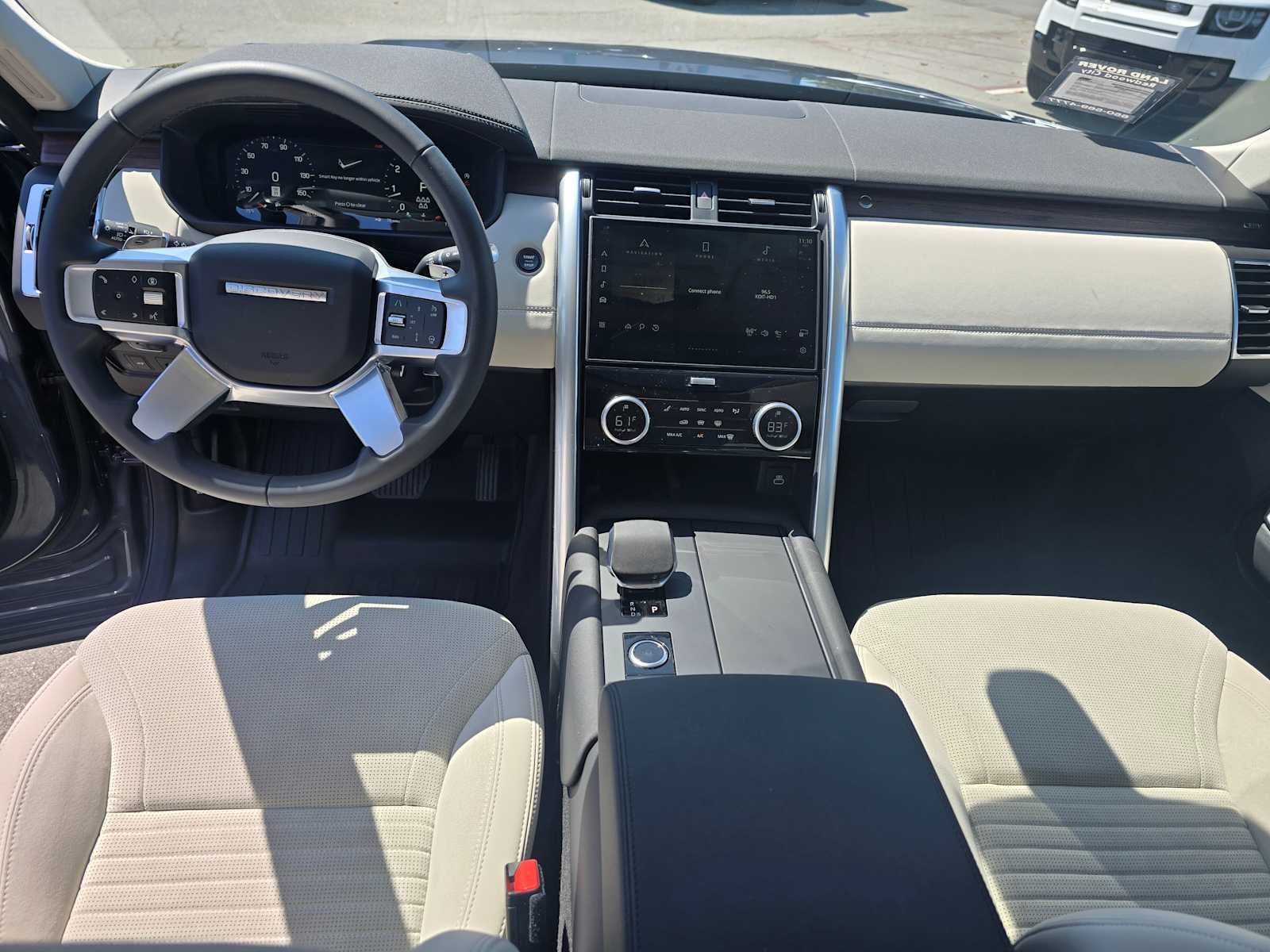 2025 Land Rover Discovery S