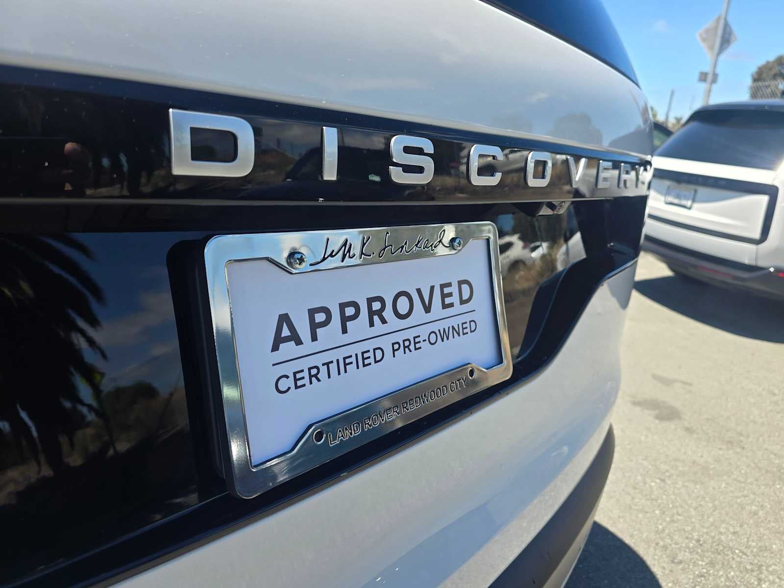 2025 Land Rover Discovery S