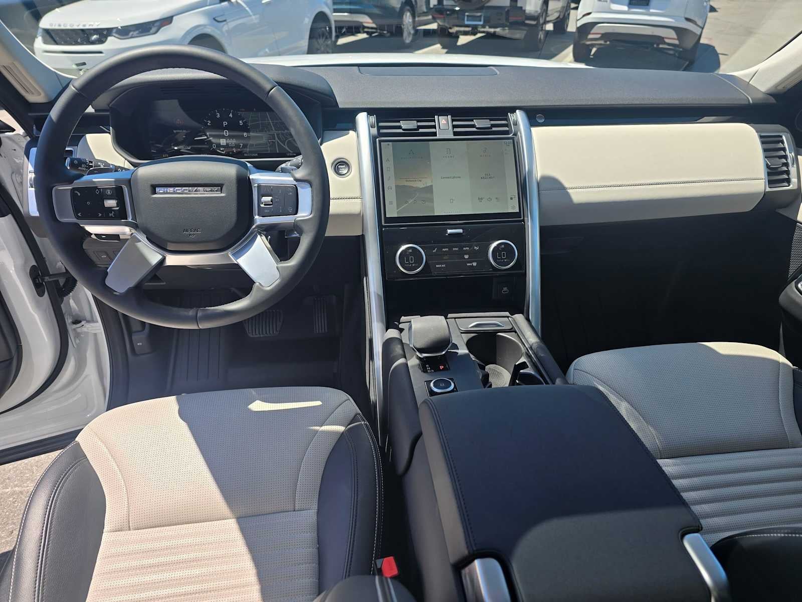 2025 Land Rover Discovery S
