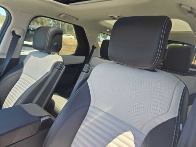2025 Land Rover Discovery S