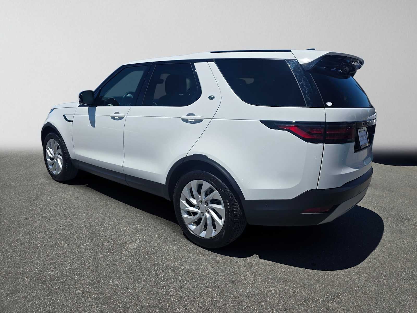 2025 Land Rover Discovery S