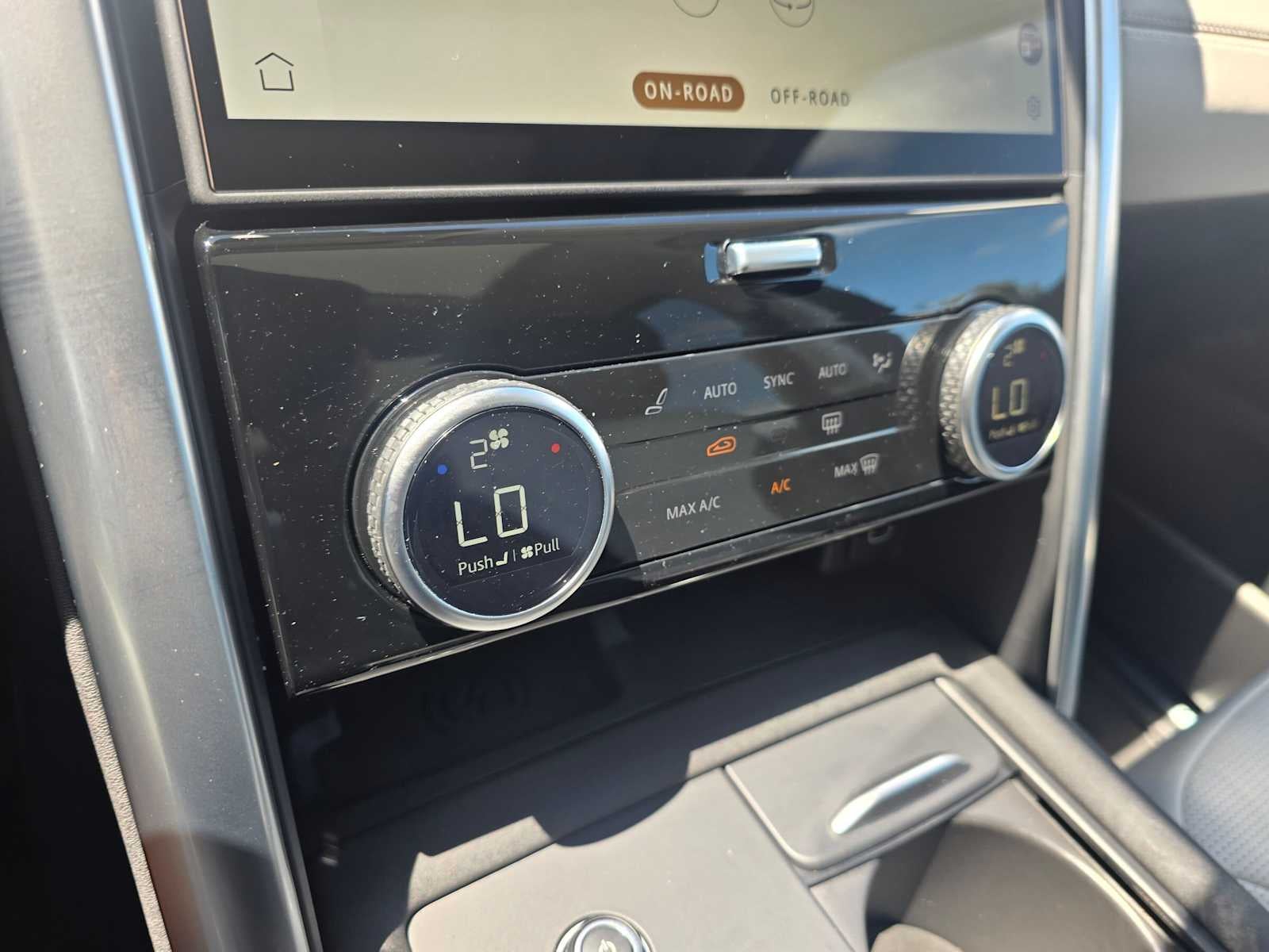 2025 Land Rover Discovery S