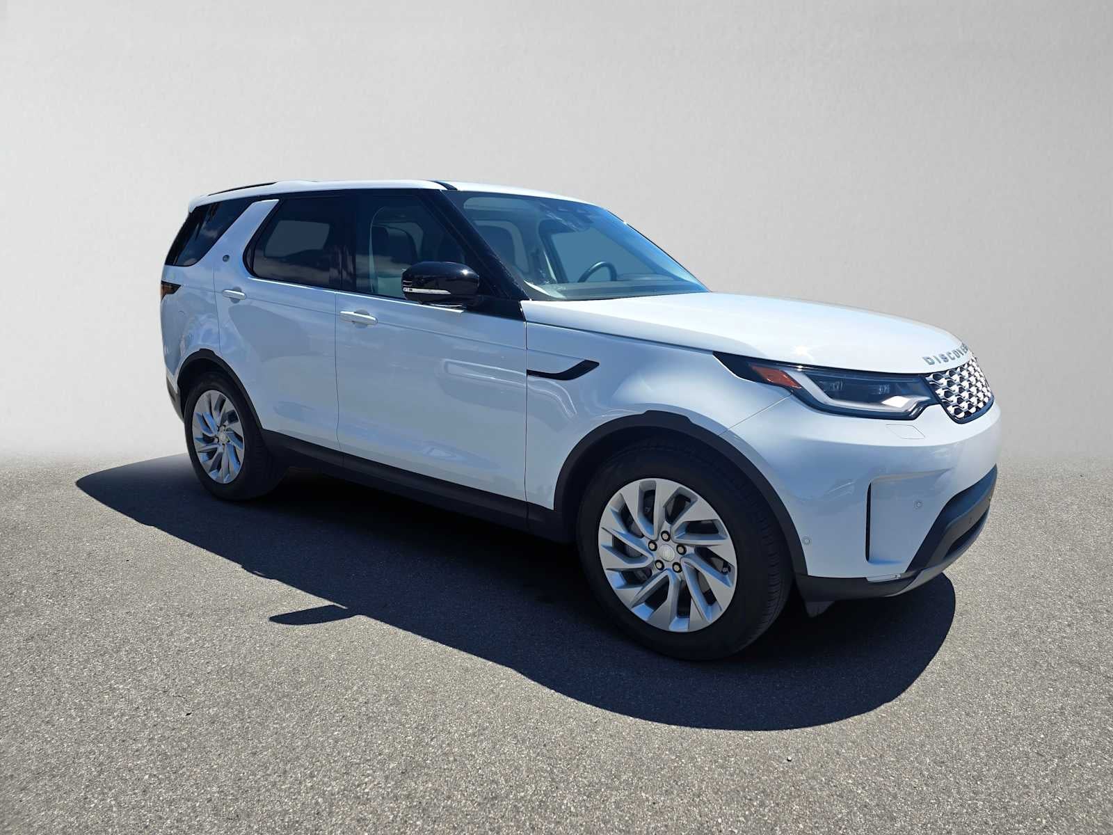 2025 Land Rover Discovery S