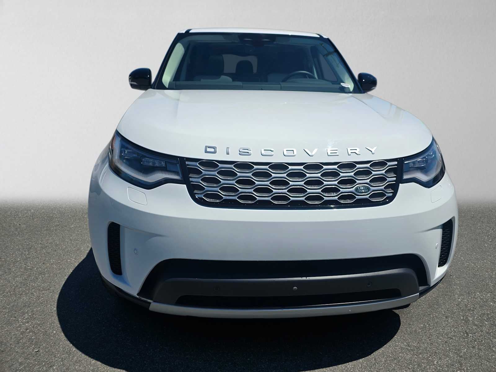 2025 Land Rover Discovery S